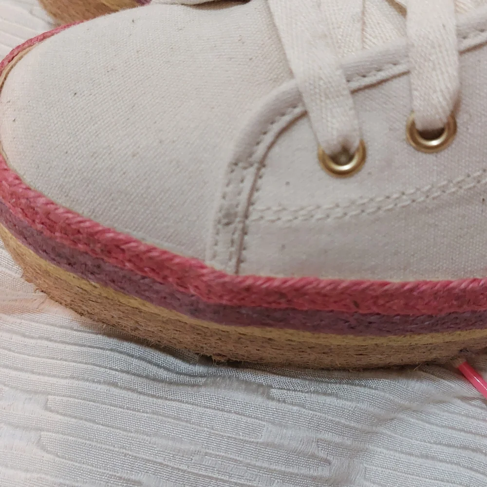 Keds × Kate Spade Cream and Pink  Espadrille Sneakers Size 10